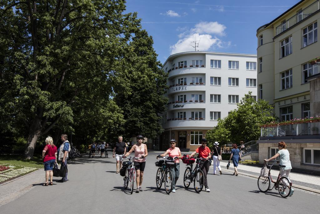 Hotel Bellevue Tlapak Poděbrady Exterior foto